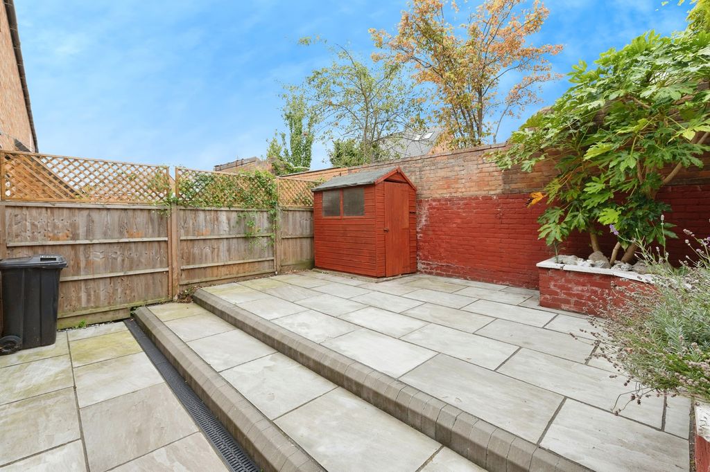 Property photo 2 of 18 Photo