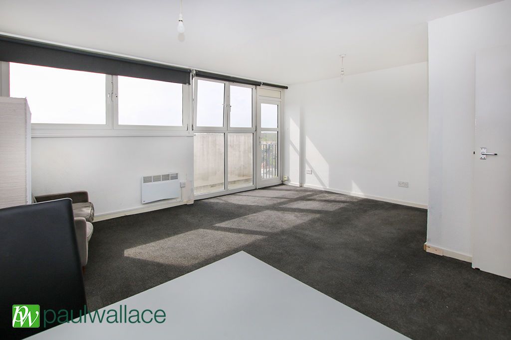 Property photo 3 of 4 Lounge