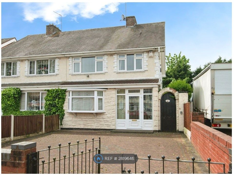 Property photo 2 of 24 Front And Driveway