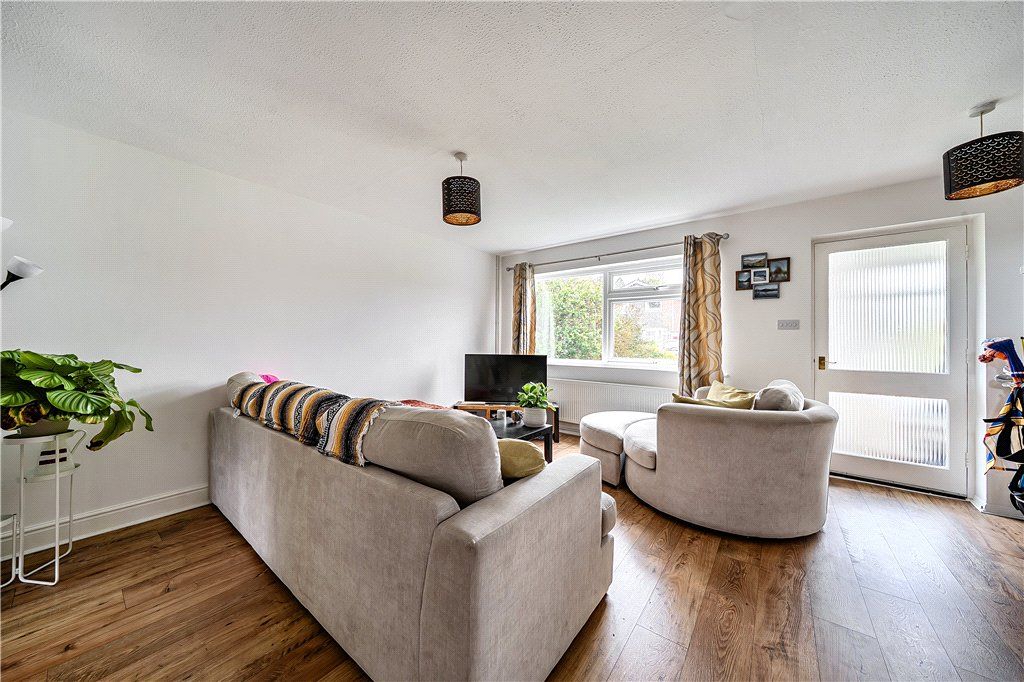 Property photo 2 of 12 Picture No. 15