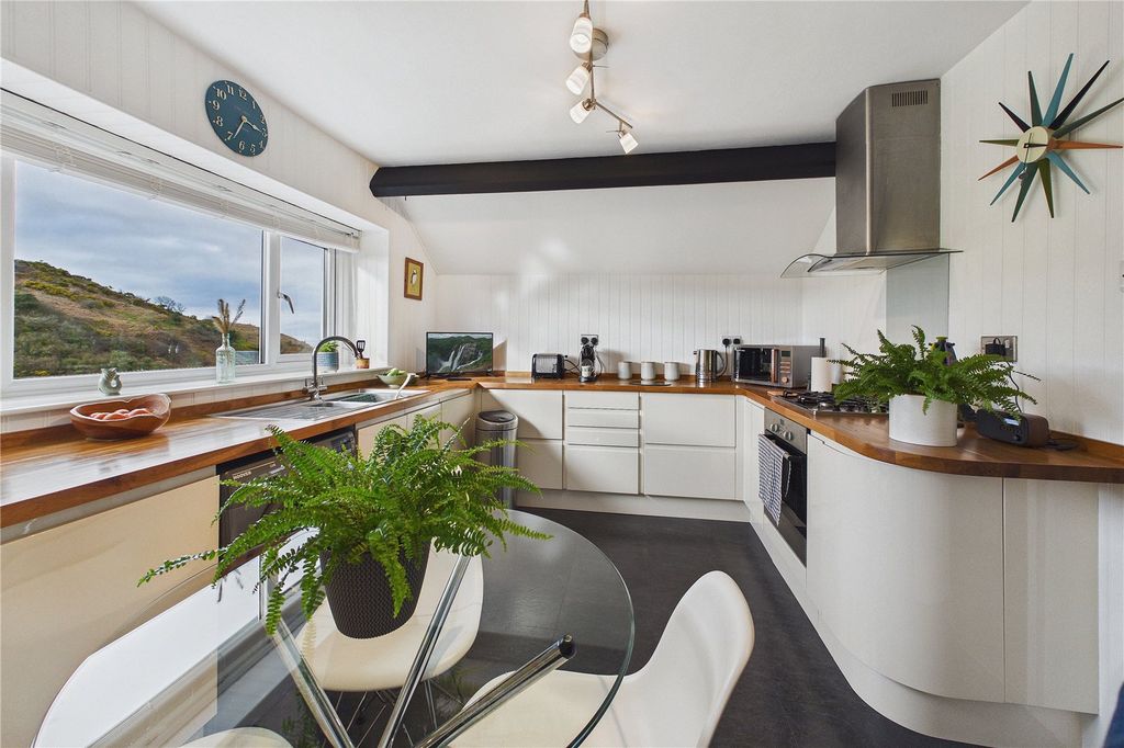 Property photo 3 of 14 Picture No. 09