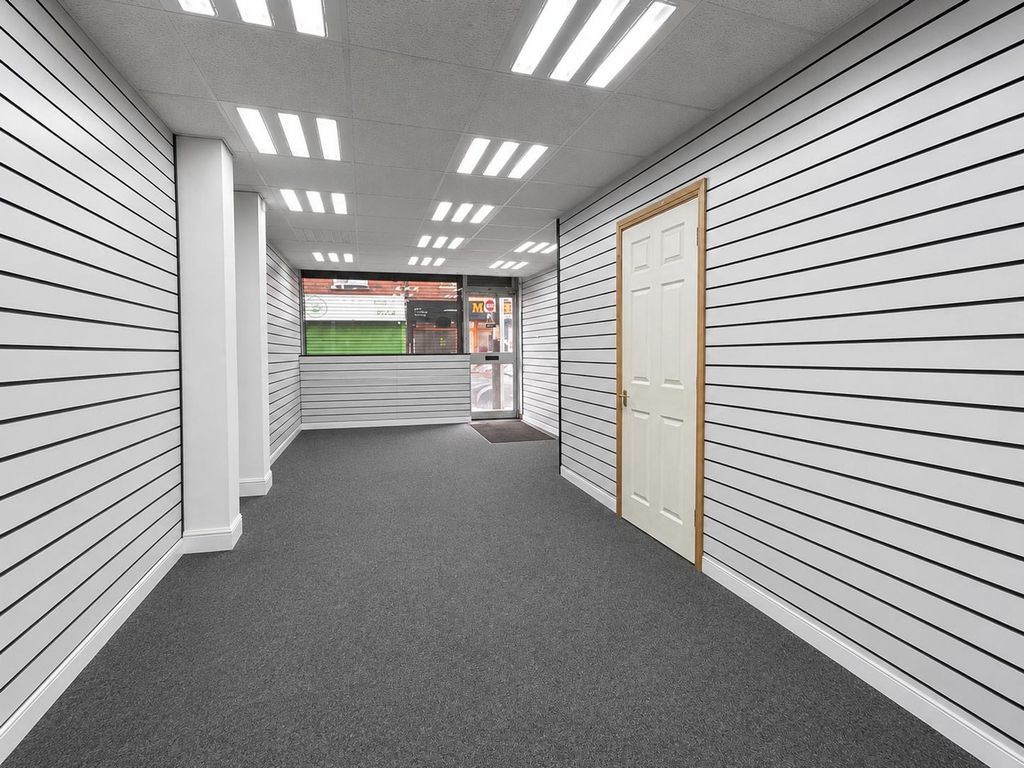 Property photo 3 of 12 Shop Floor