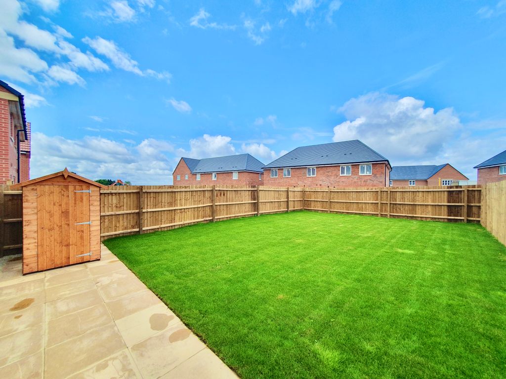 Property photo 2 of 17 Img_5043