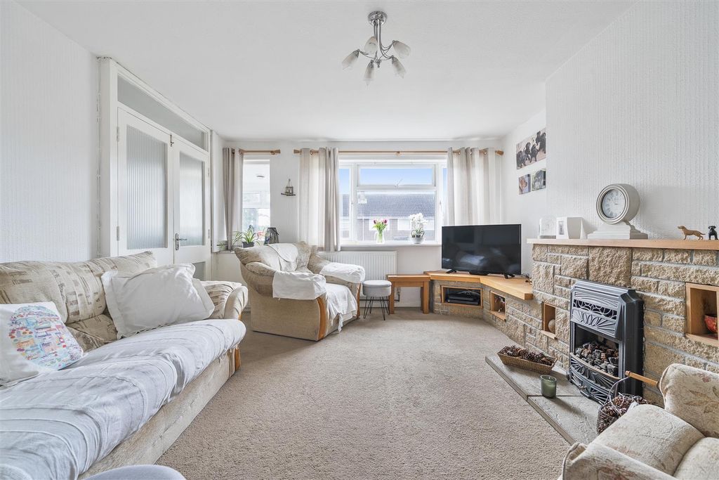 Property photo 2 of 19 Woodburn Sitting Room..Jpg