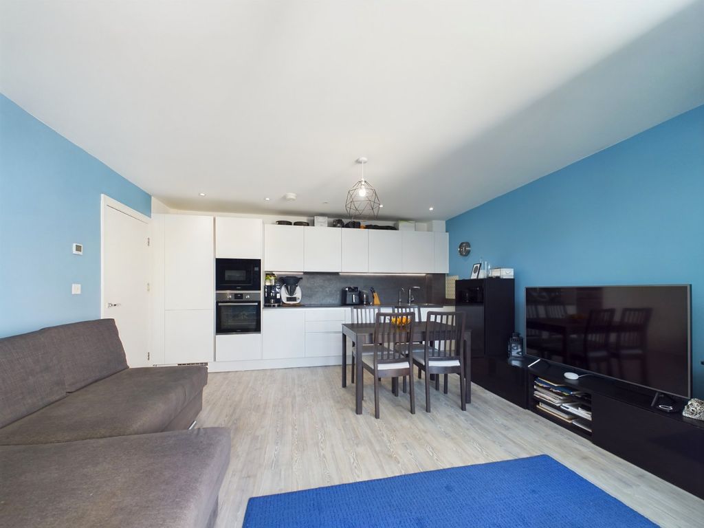 Property photo 1 of 7 Picture No. 20