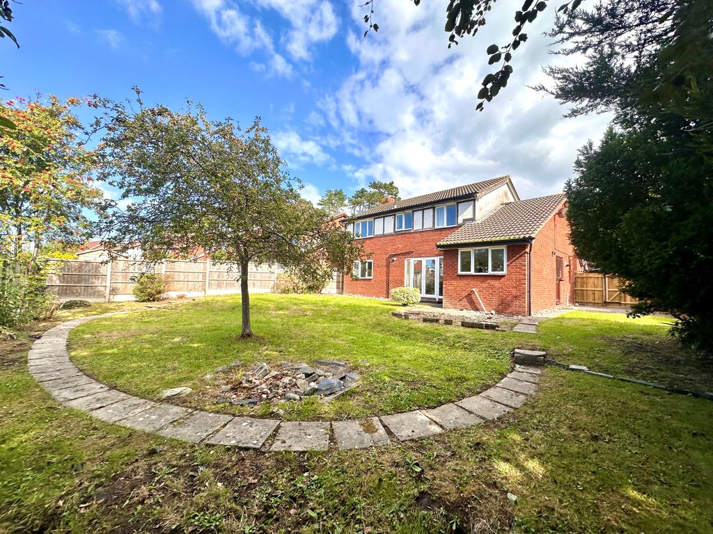 Property photo 3 of 21