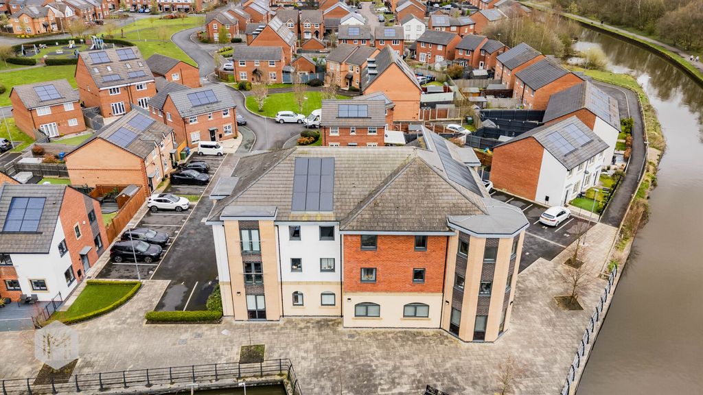 Property photo 1 of 25 Picture No. 24