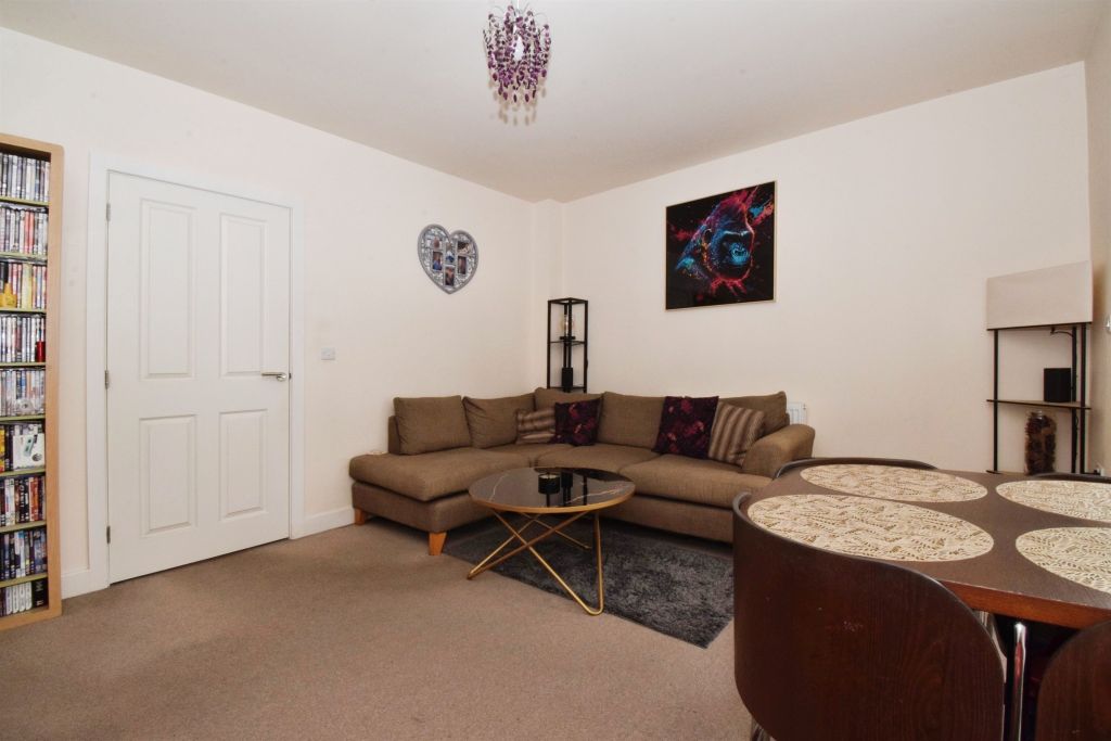 Property photo 3 of 26