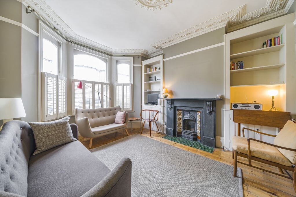 Property photo 1 of 7 1208697 (3)