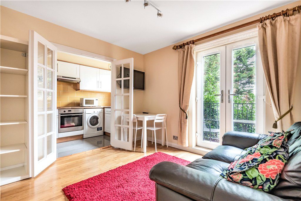 Property photo 1 of 11 Kitchen/Living Room
