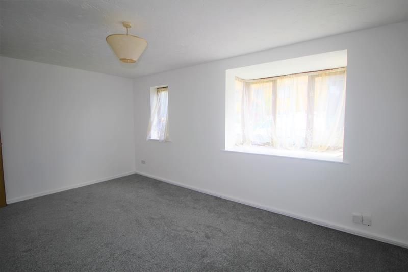 Property photo 2 of 6 Lounge