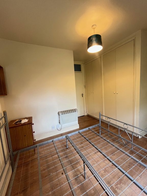 Property photo 3 of 4 3