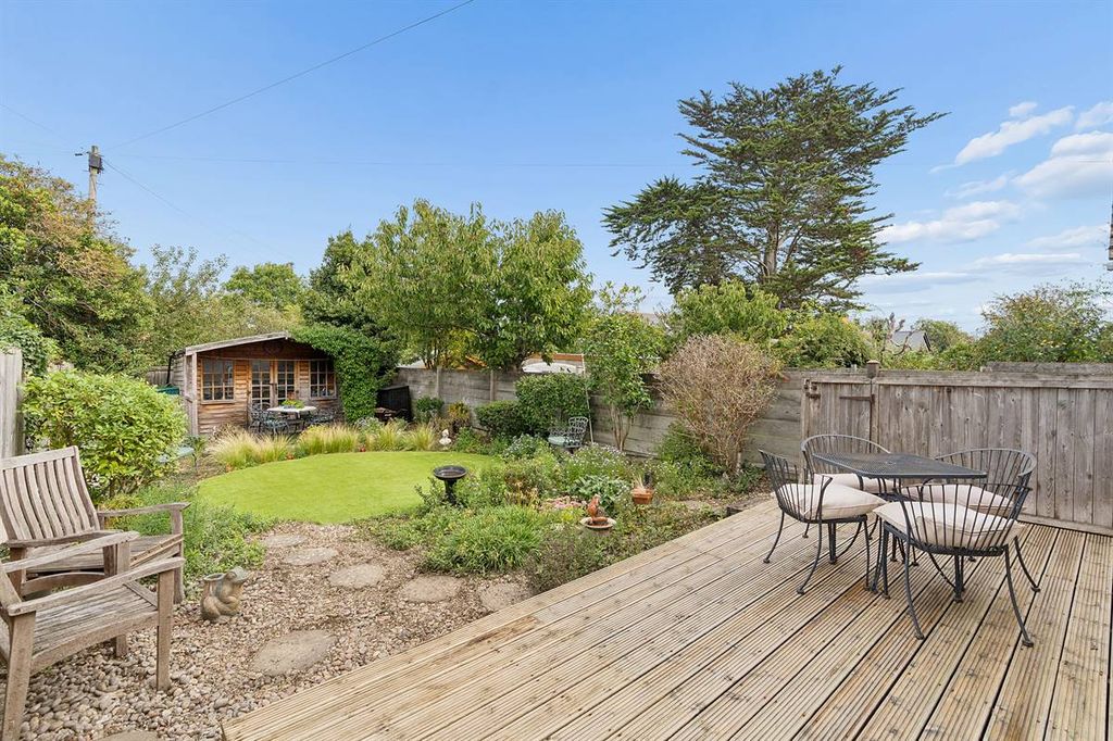 Property photo 3 of 22