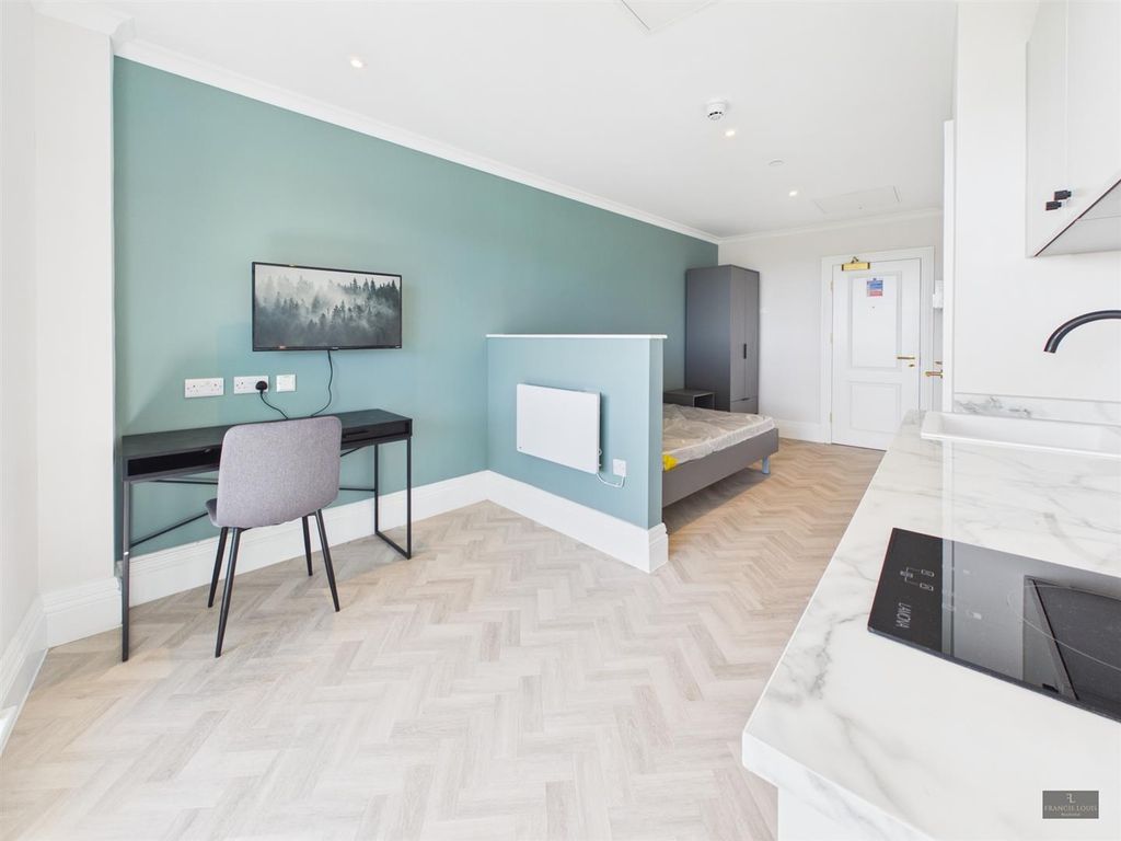 Property photo 2 of 5 6454F7E386A6496B82Fb55B89Bc0395E_100_Cam02887G0-Pr