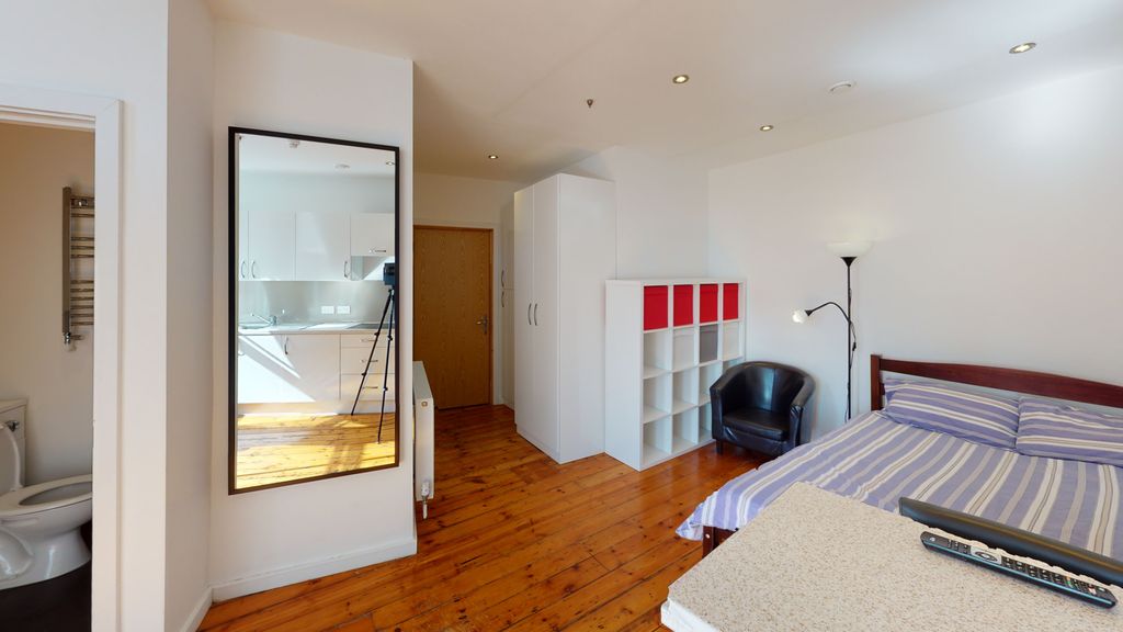 Property photo 1 of 5 Studio Room