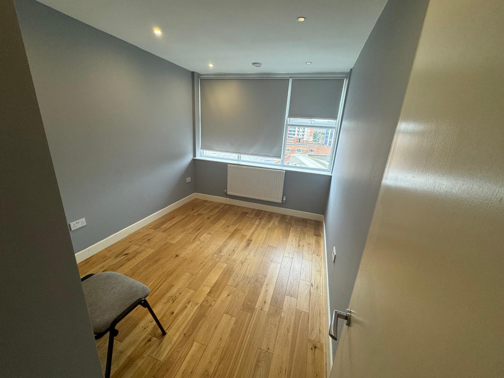 Property photo 3 of 4