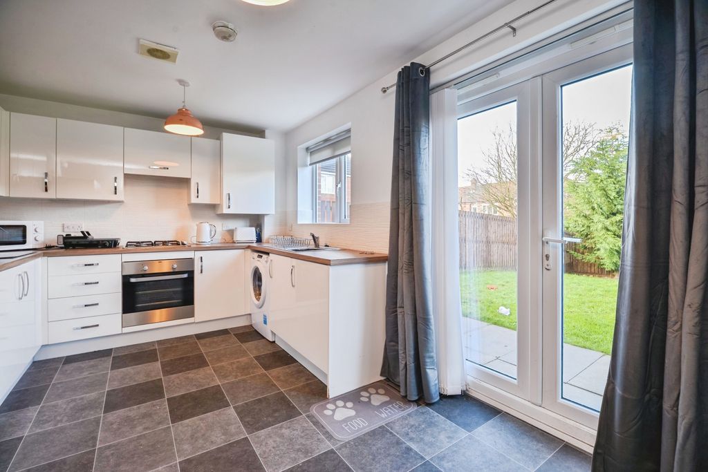 Property photo 3 of 13 Dsc_3326