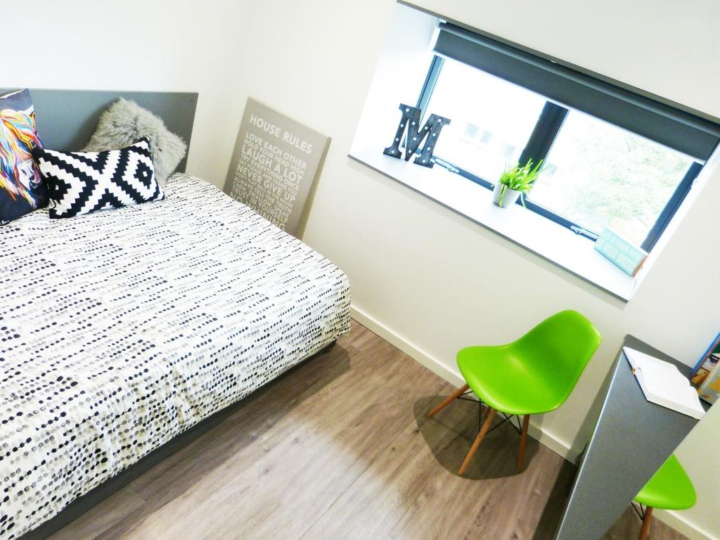 Property photo 2 of 9 1.Jpg