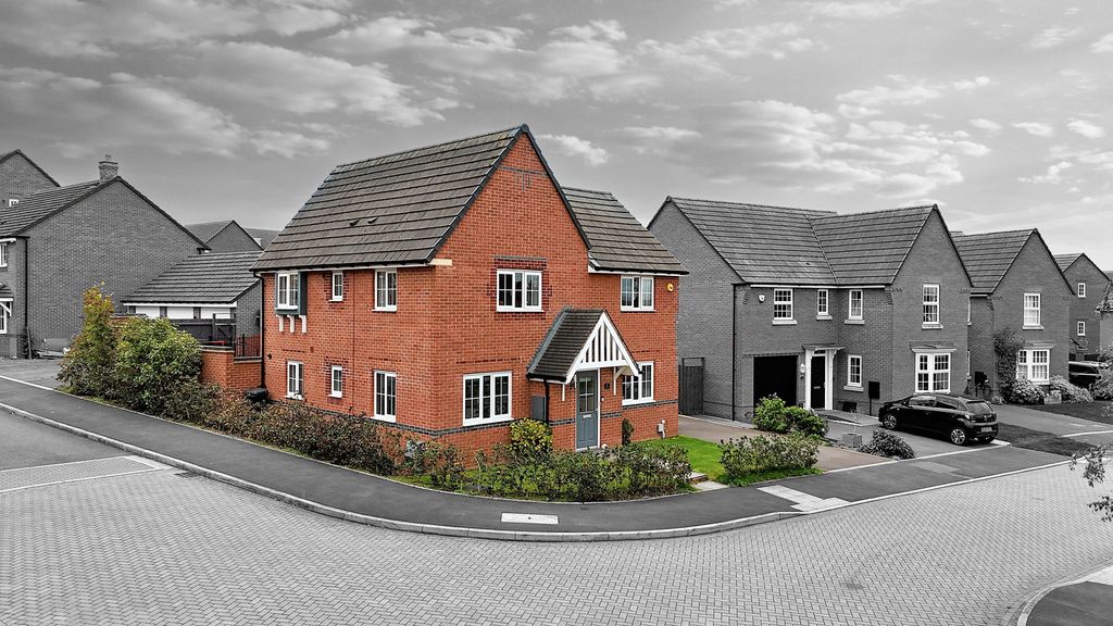 Property photo 1 of 42