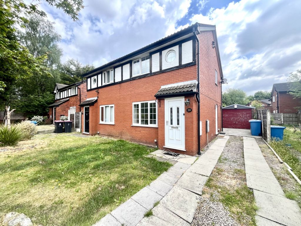 Property photo 1 of 10 2Â Bedroom Semi Detached For Sale