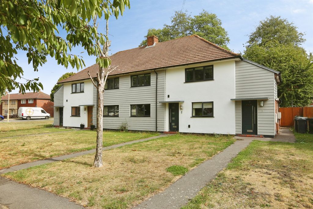 Property photo 1 of 9