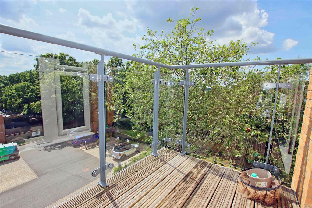 Property photo 3 of 15 Img_8795.Jpg