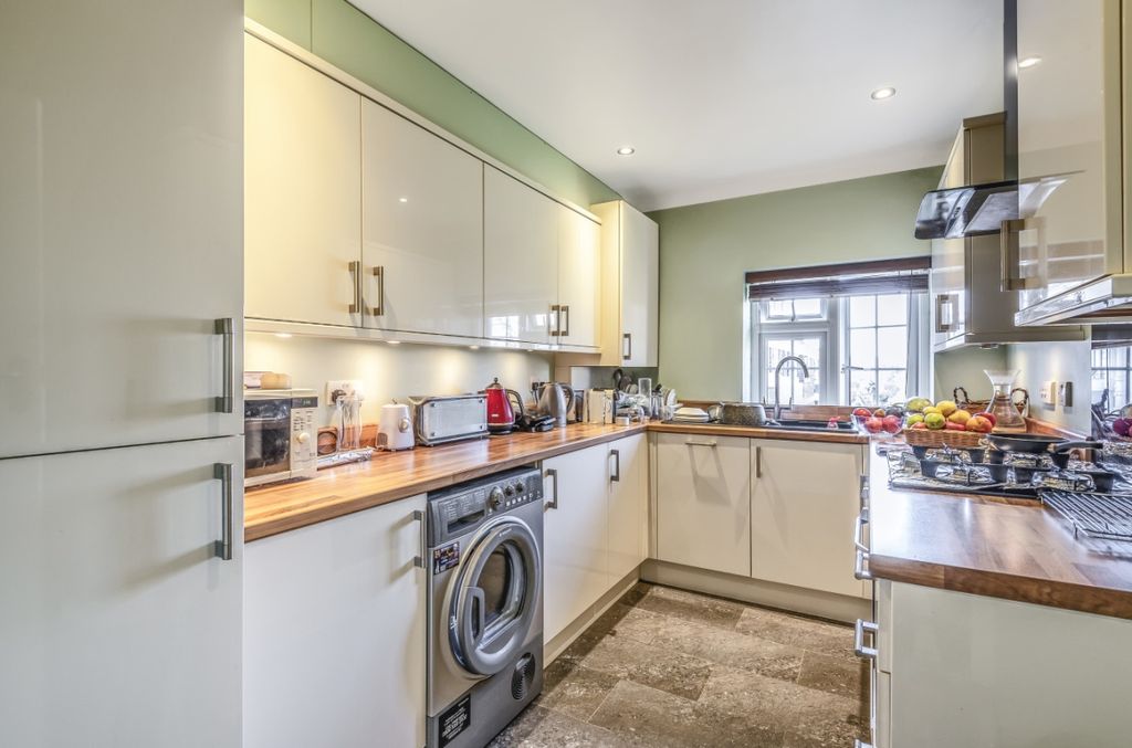 Property photo 1 of 7 462501 (3)