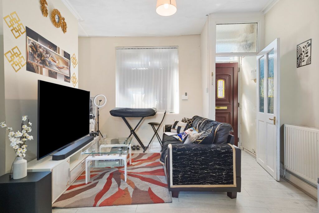 Property photo 1 of 7