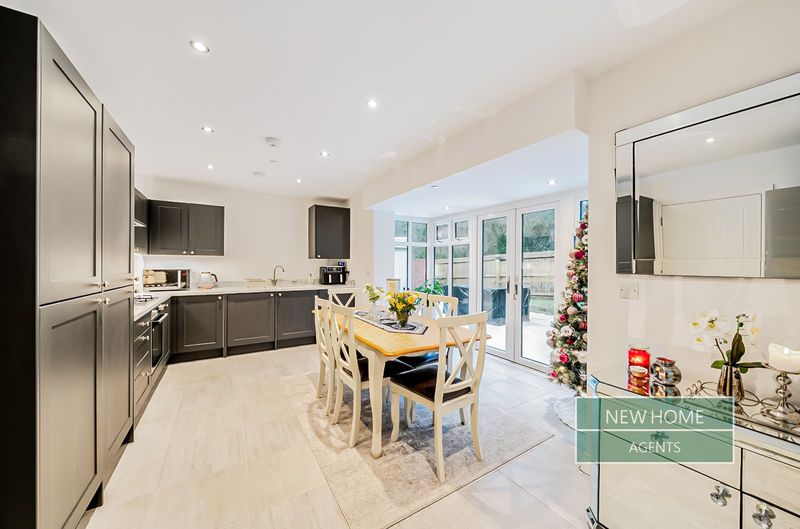 Property photo 2 of 20 Photo 9