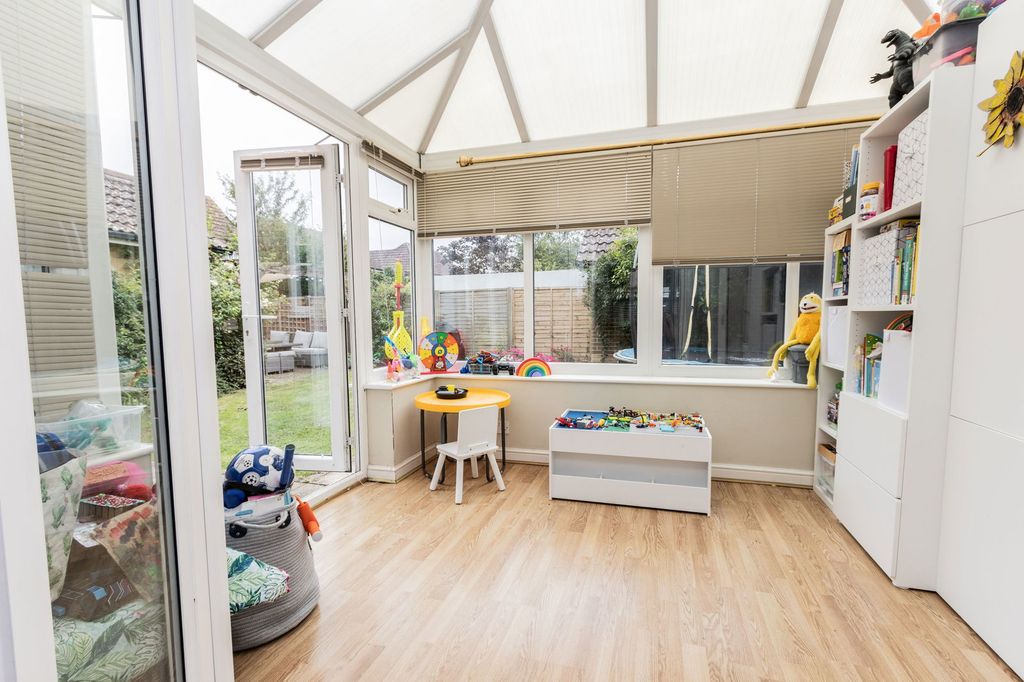 Property photo 3 of 16