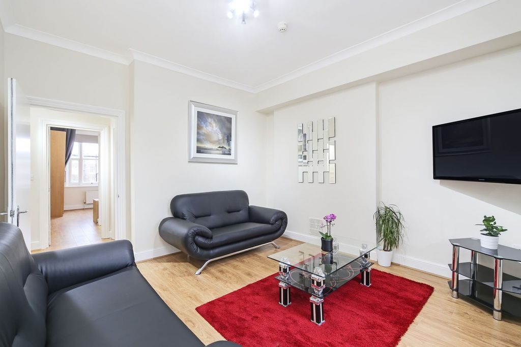 Property photo 2 of 7