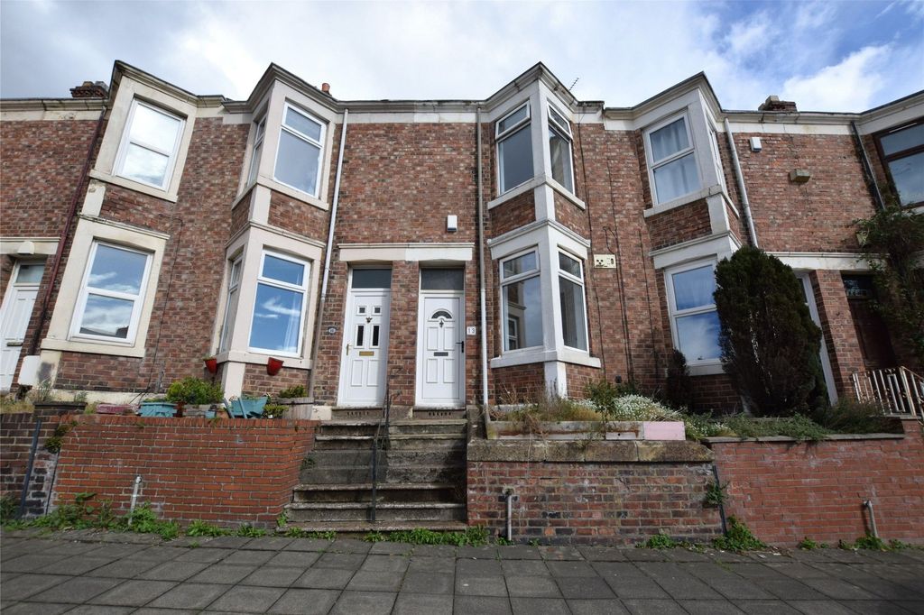 Property photo 1 of 7 External