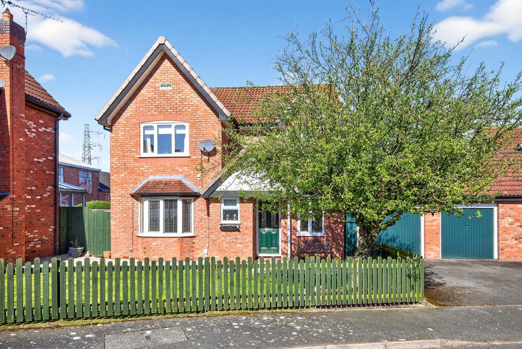 Property photo 1 of 23