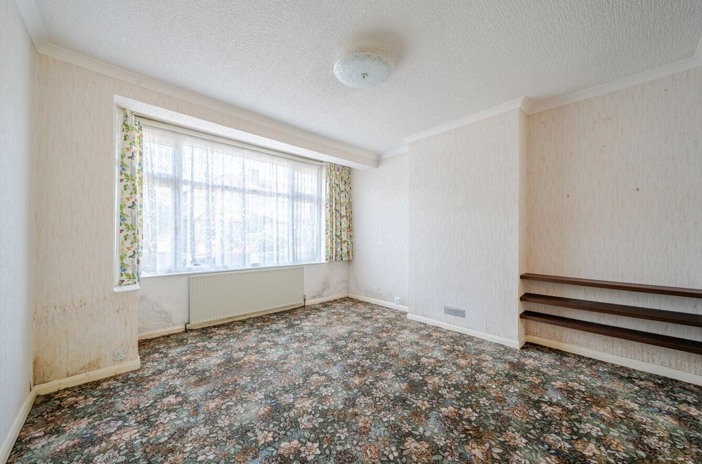 Property photo 3 of 17 Picture No. 18