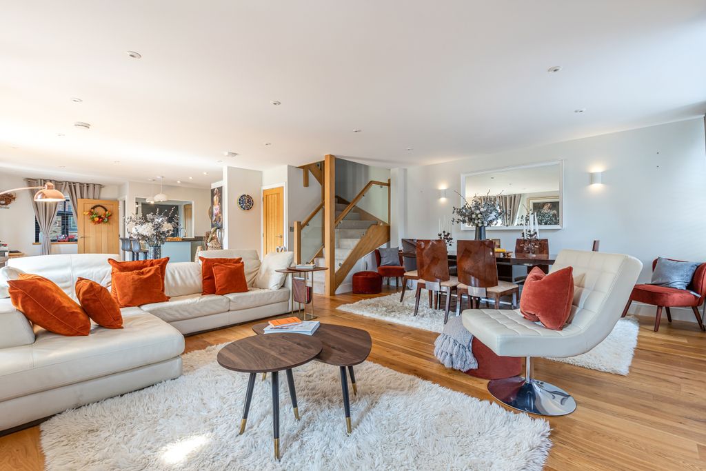 Property photo 3 of 19 A16 - Elder Hareston Farm Barns, Hareston, Yealmpton - 250815