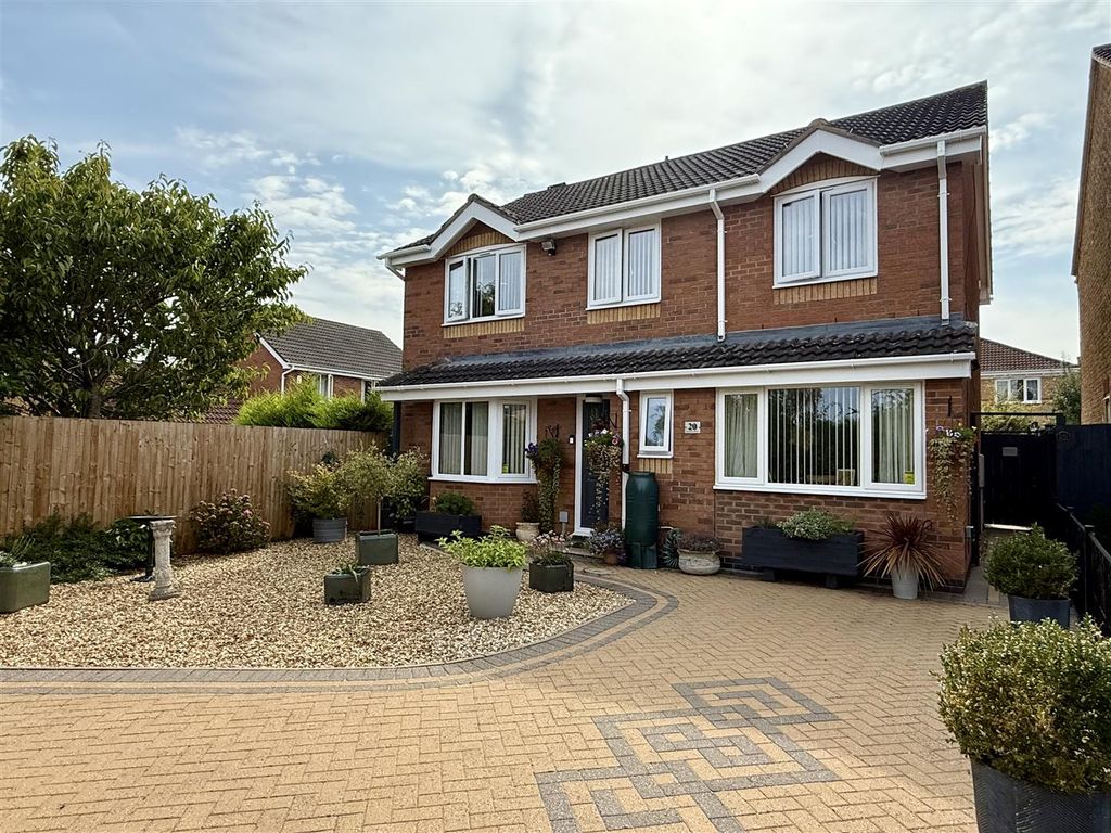 Property photo 1 of 36