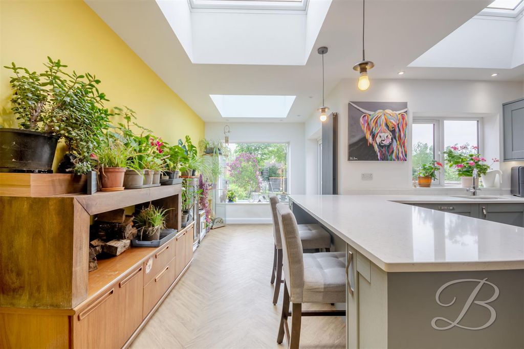 Property photo 2 of 39 Ccltd-5.Jpg