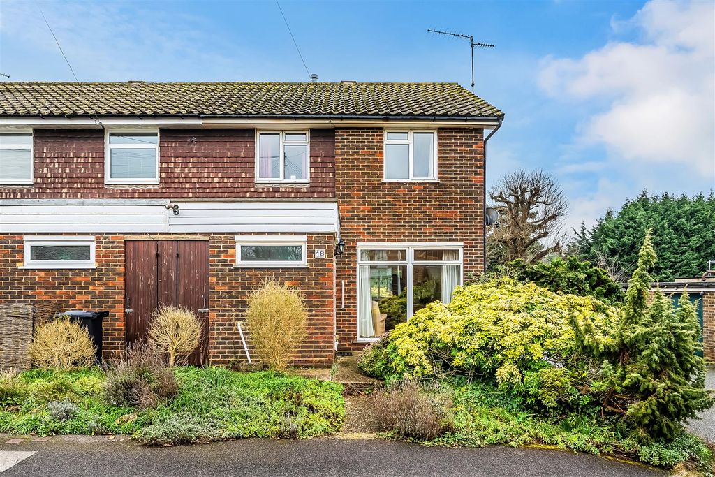 Property photo 1 of 23 18-Barrow-Green-Road-2.Jpg