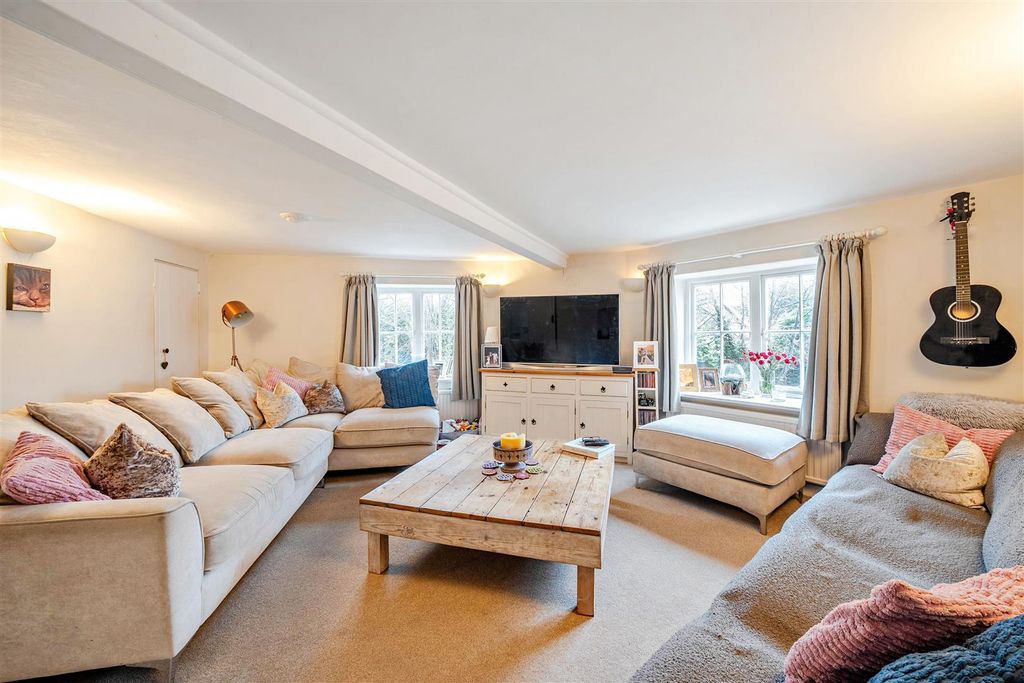 Property photo 2 of 13 1377054-7-691726E3B517c.Jpg