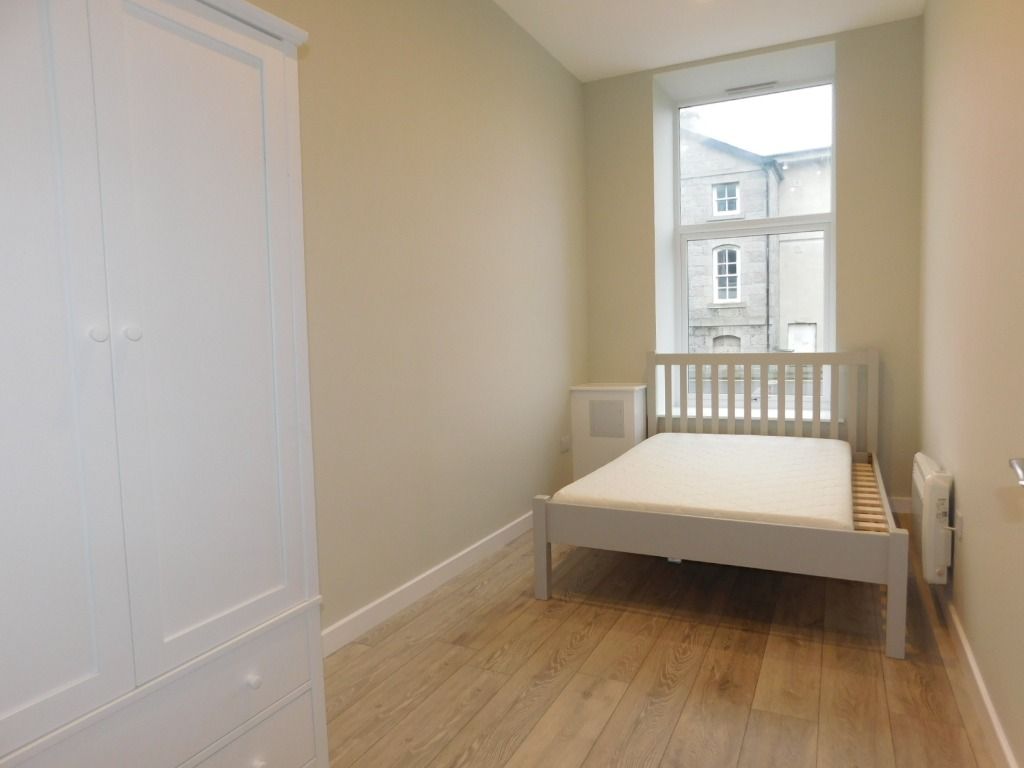 Property photo 3 of 4