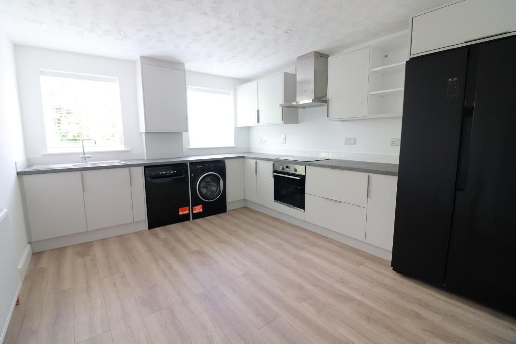 Property photo 2 of 10 Photo 2