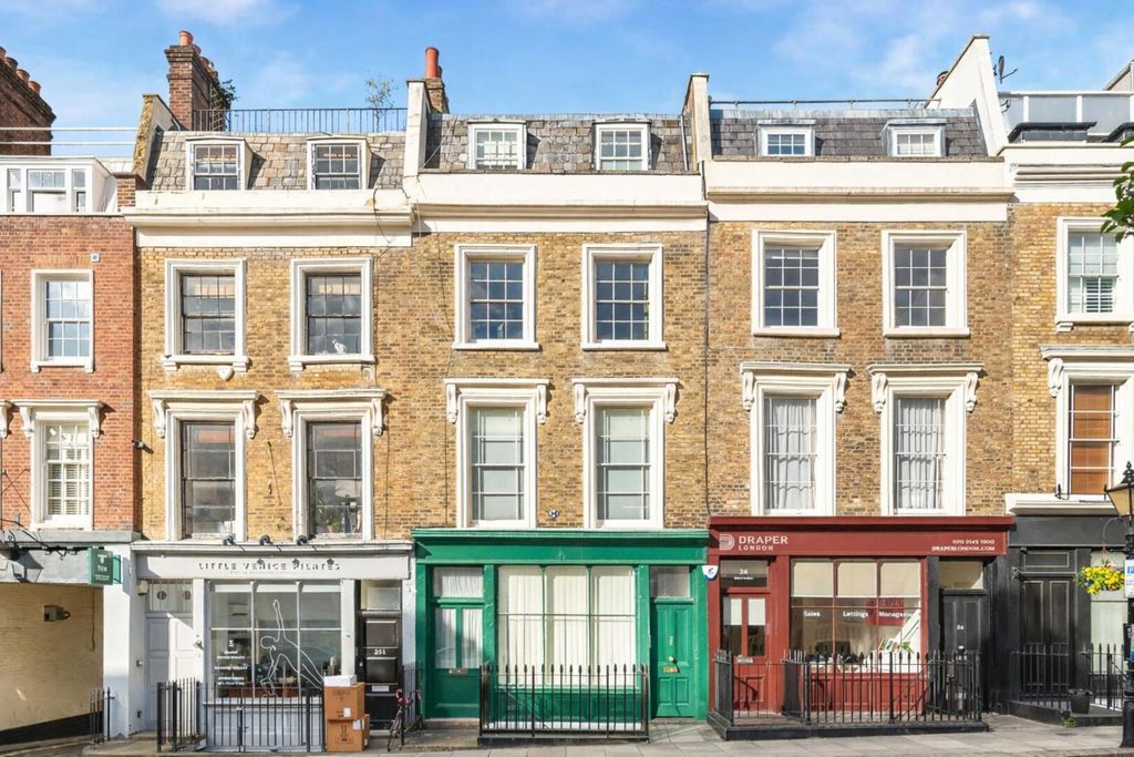 Property photo 1 of 10 Front (Exterior)