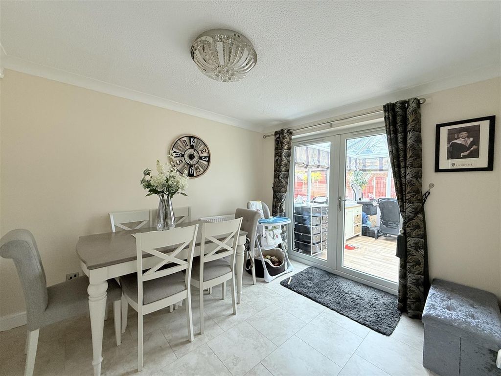 Property photo 3 of 16 Img_5040.Jpeg