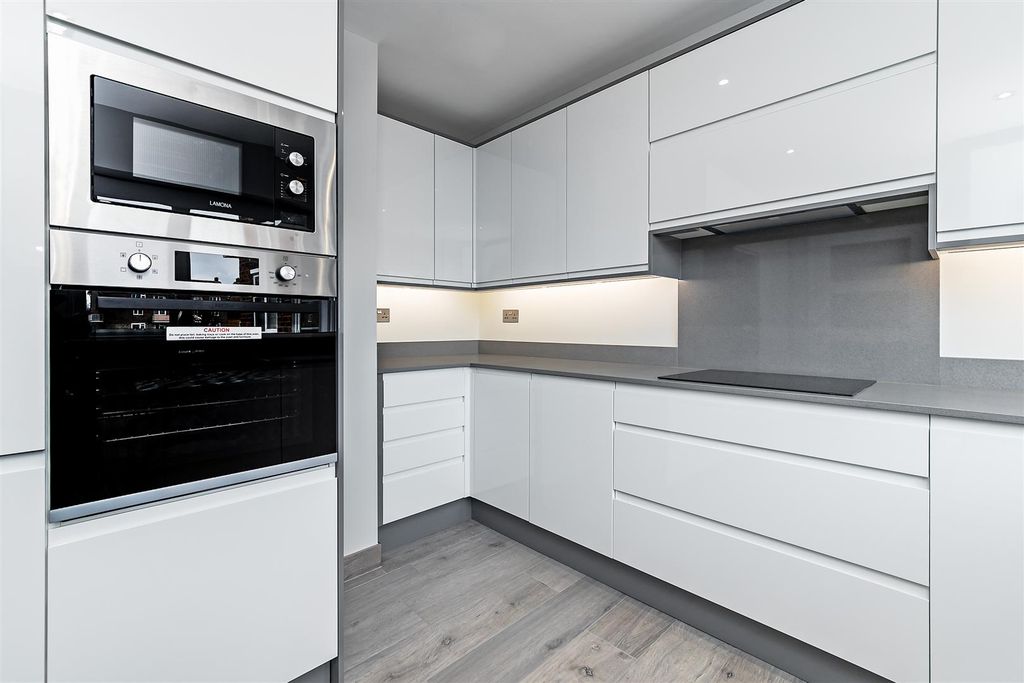 Property photo 3 of 31 66Thequadrant-10.Jpg