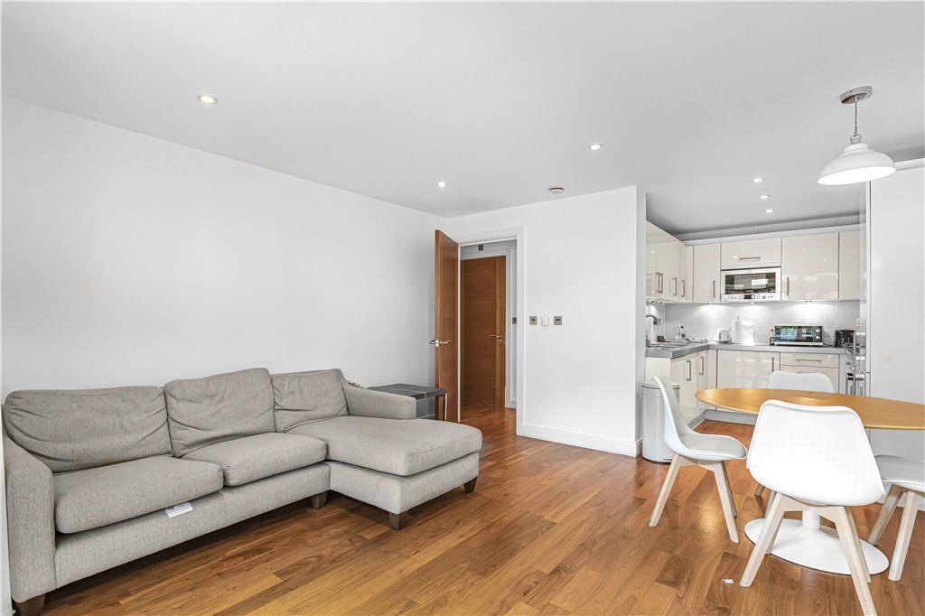 Property photo 1 of 17 Reception Room