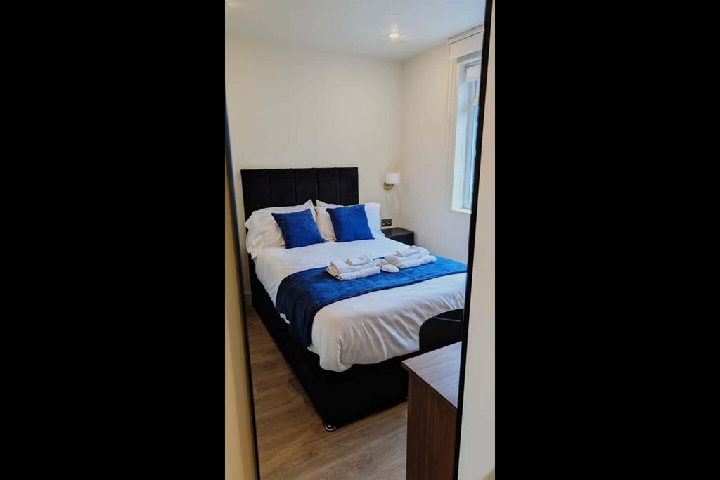 Property photo 2 of 11 Bedroom