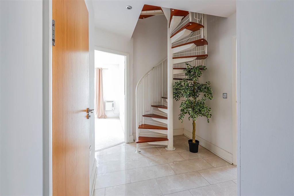 Property photo 3 of 14 Amorella House -13.Jpg
