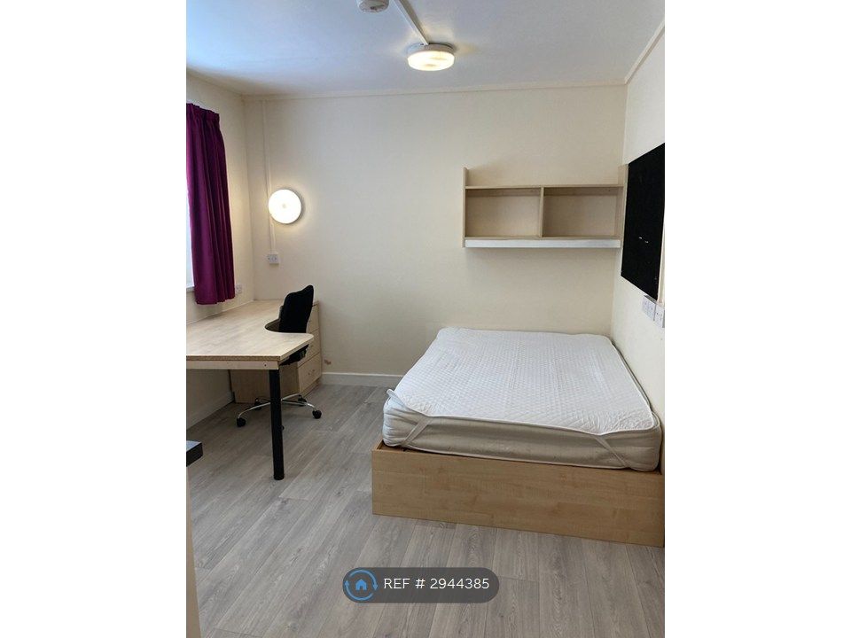 Property photo 2 of 3