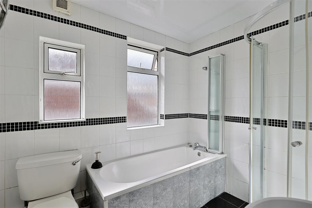 Property photo 2 of 7 68Be1379-2Db4-46CD-B1D6-0Bdcf47737E4_1_201_A.Jpeg