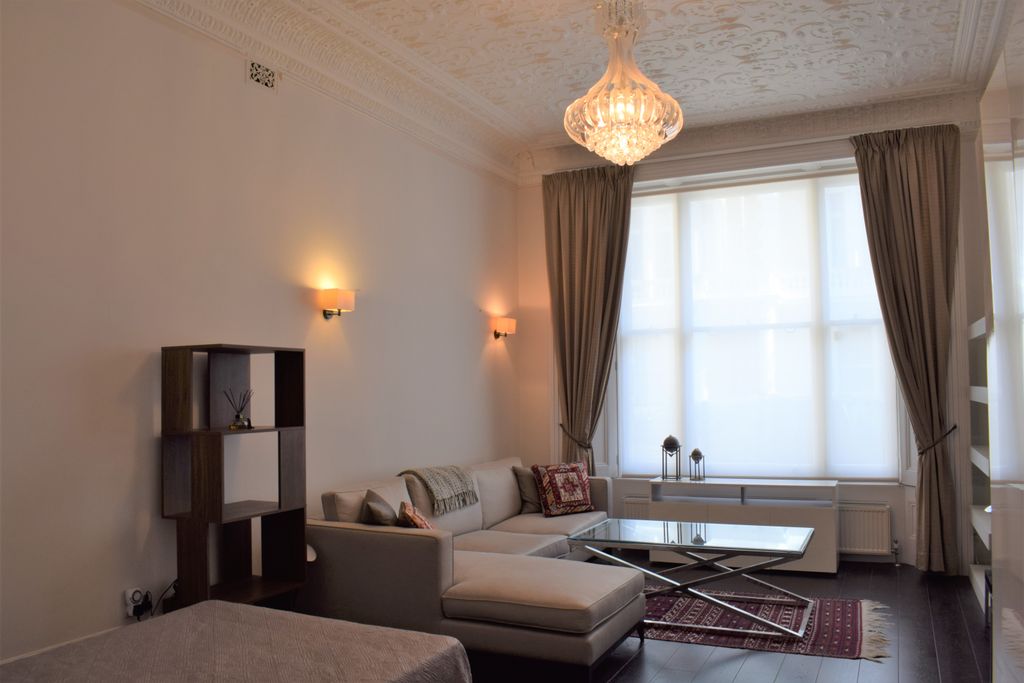 Property photo 1 of 4